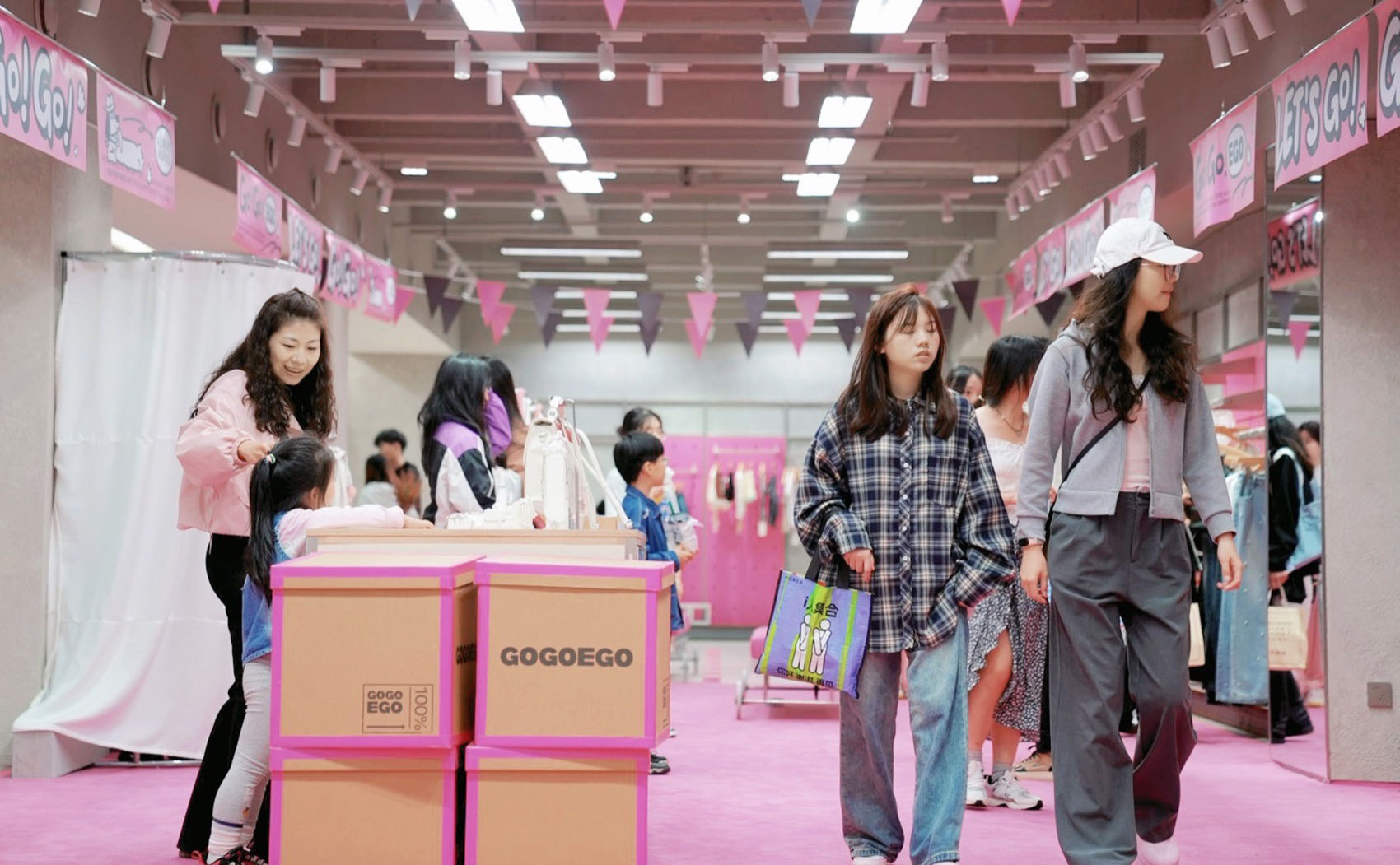 GOGOEGO潮流超市丨中国成都丨永创设计-188