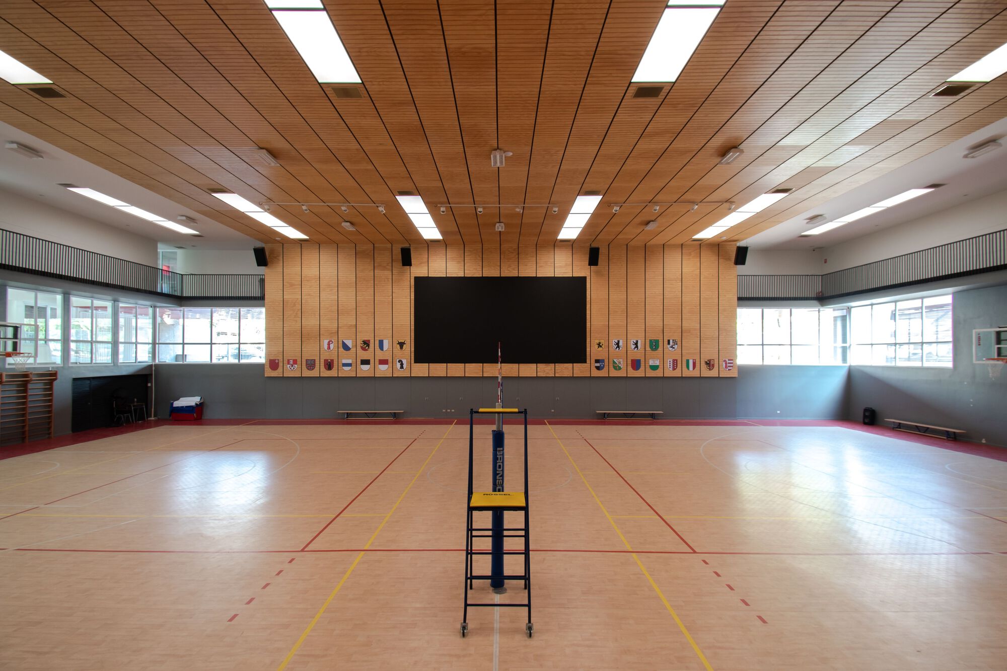 瑞士中学体育馆丨智利-18