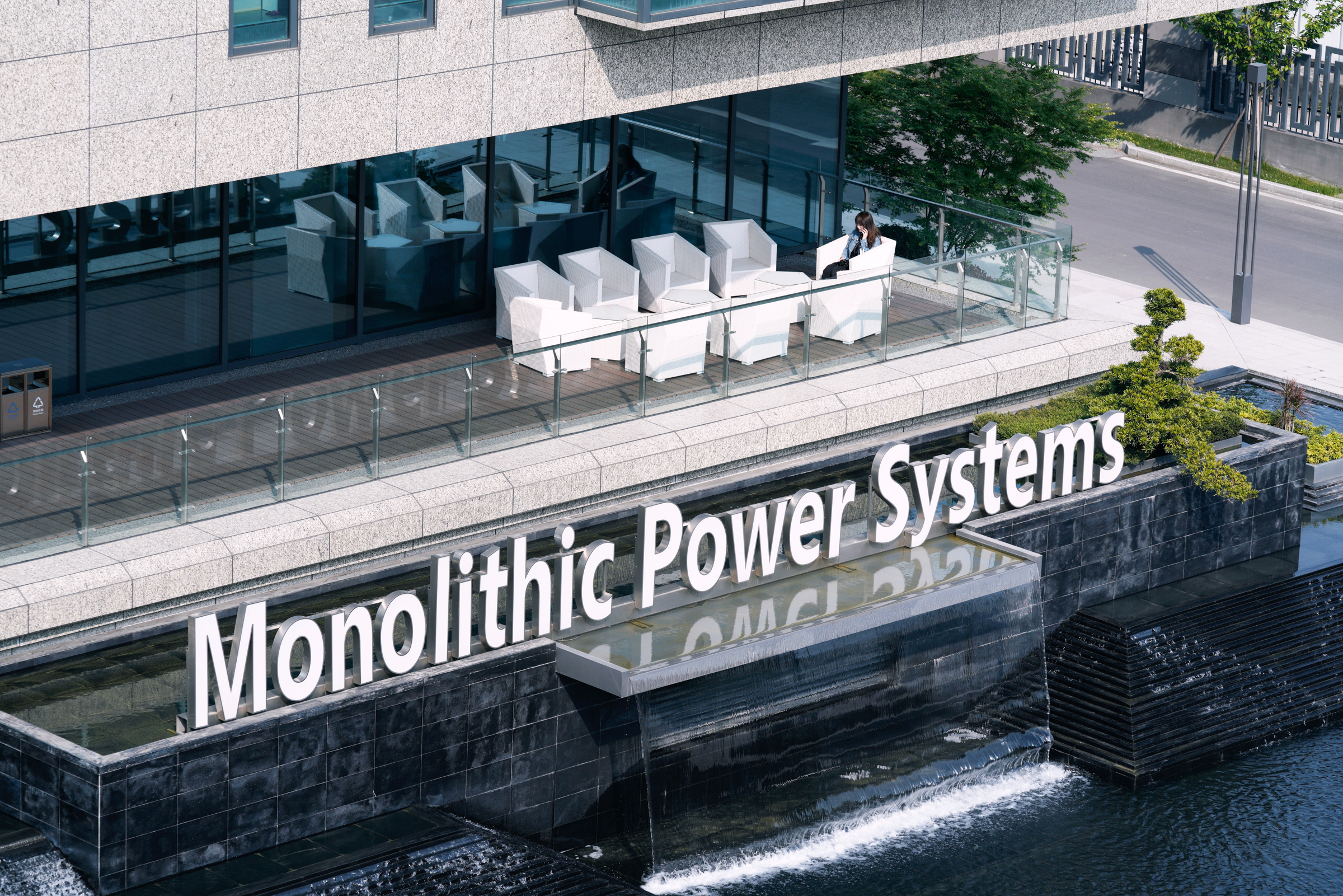 芯源系统三期生产研发大楼 / 四川省建筑设计研究院-14