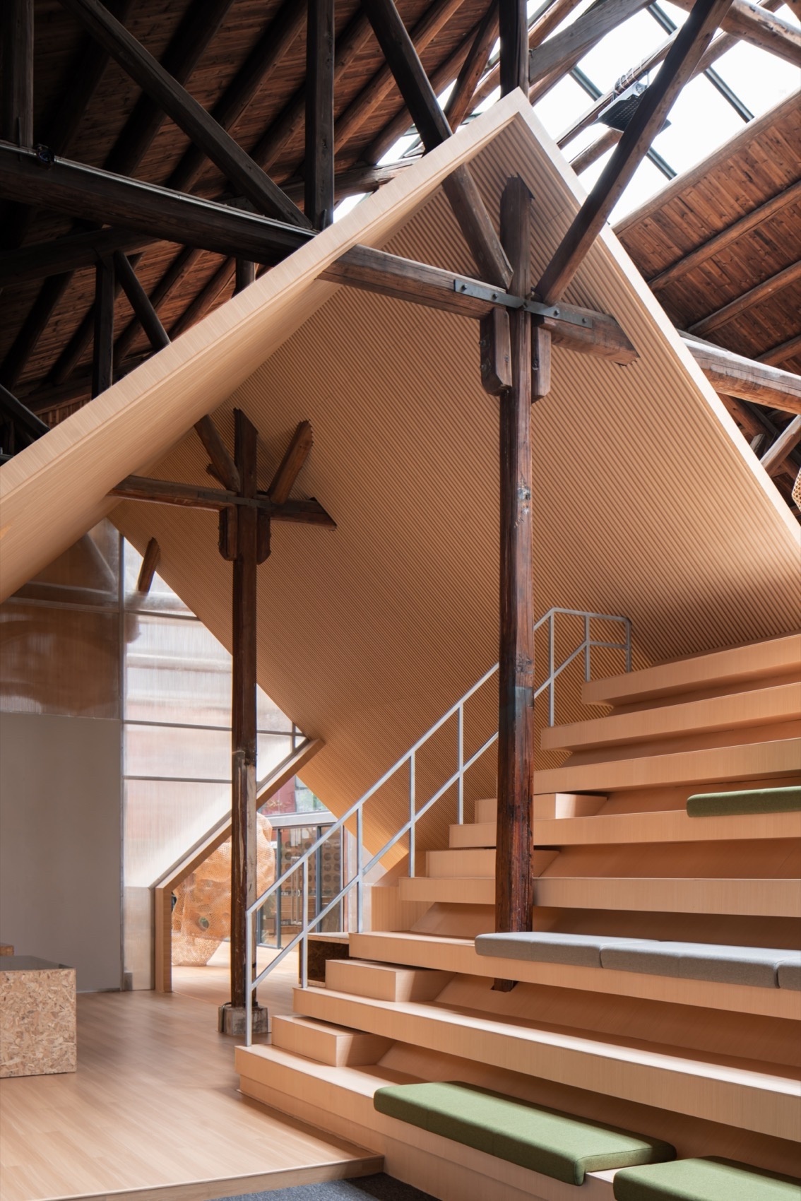 杭州 “仓中仓”媒体发布中心 – 18号军需仓库改造 |  植田·田之间建筑-26