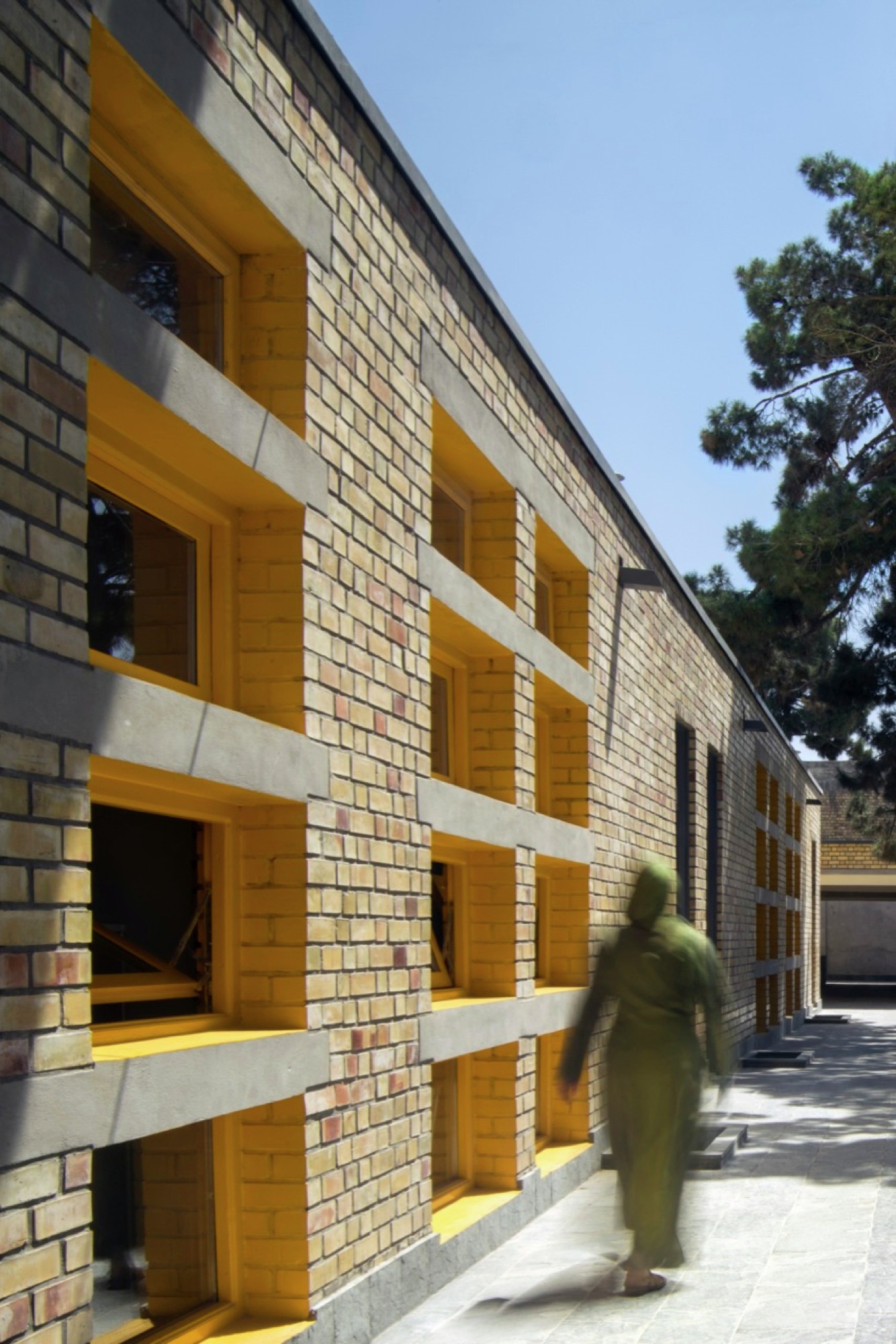 戈哈尔·卡顿女子学校丨阿富汗马扎里沙里夫-40