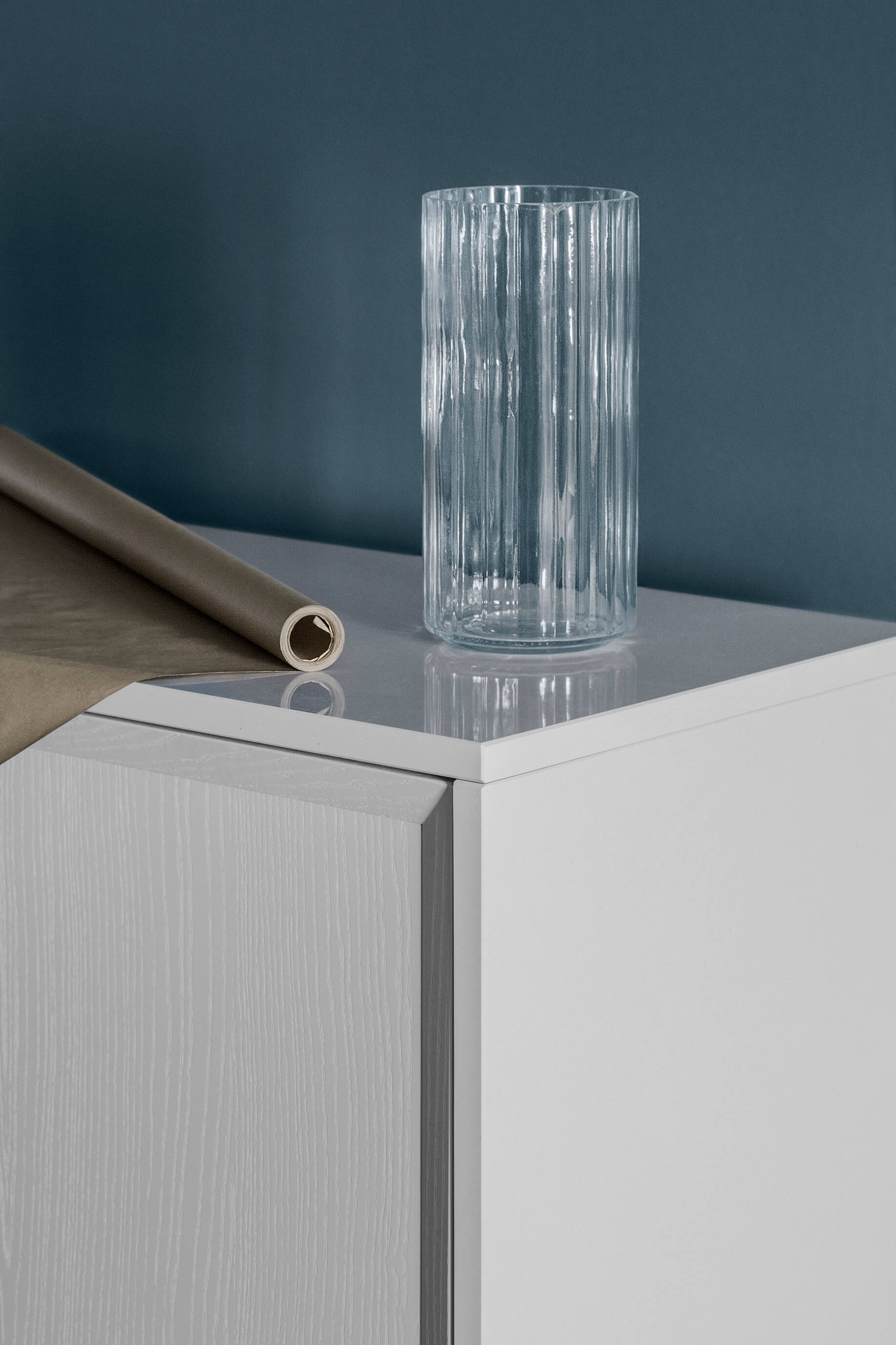 二四餐具柜设计 | 融合传统与现代的雕塑之作-14