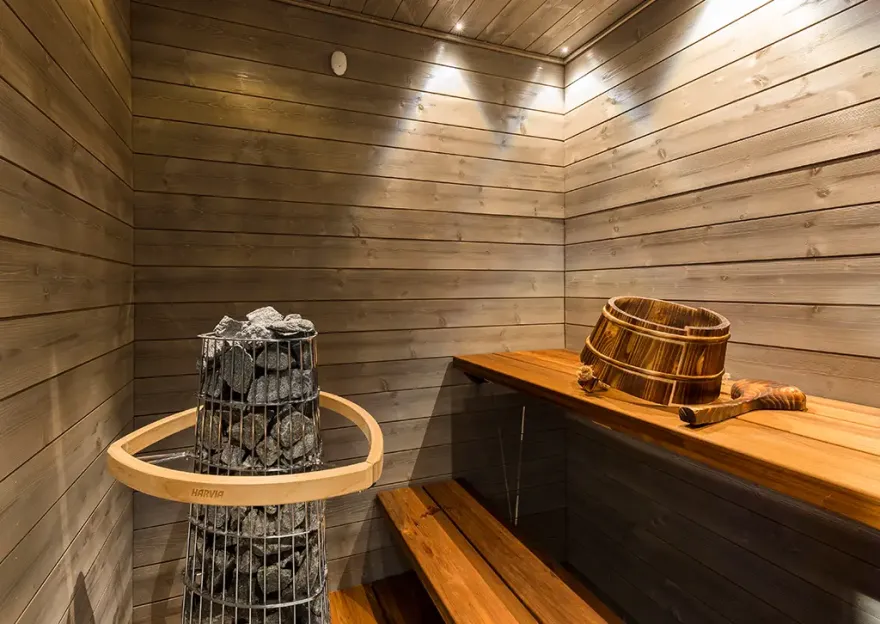 芬兰拉普兰的玻璃穹顶冰屋 | 欣赏星空与极光的绝佳之地-4