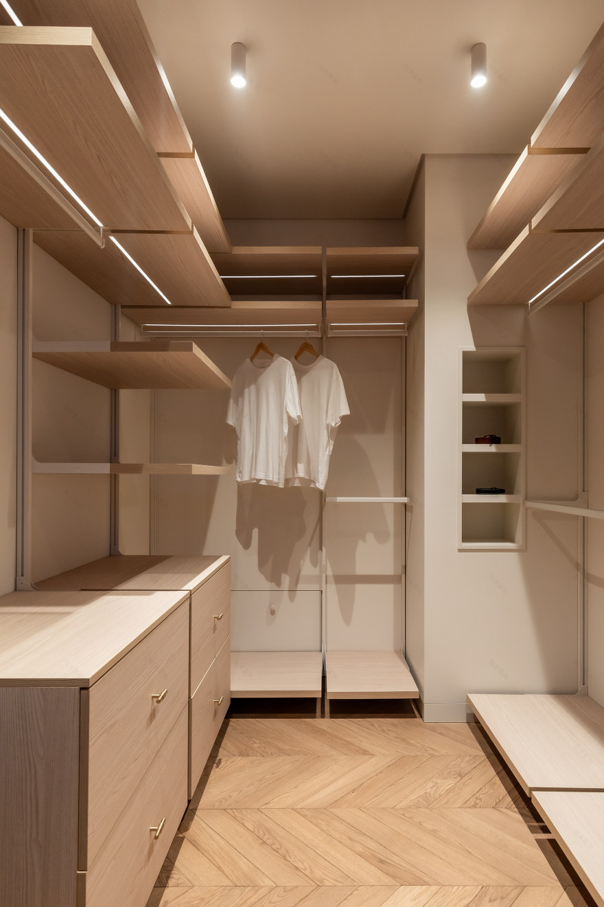 青山别墅(注:house常见可译为房子、住宅、别墅等,这里结合语境GREEN HILLS(青山),别墅表意更合适) 丨UkraineKyiv丨YD interior studio-45