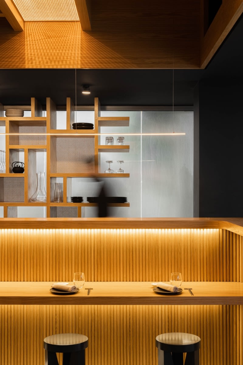 葡萄牙 FUJI 餐厅丨葡萄牙蓬塔德尔加达丨Sequeira Dias Arquitectos-10