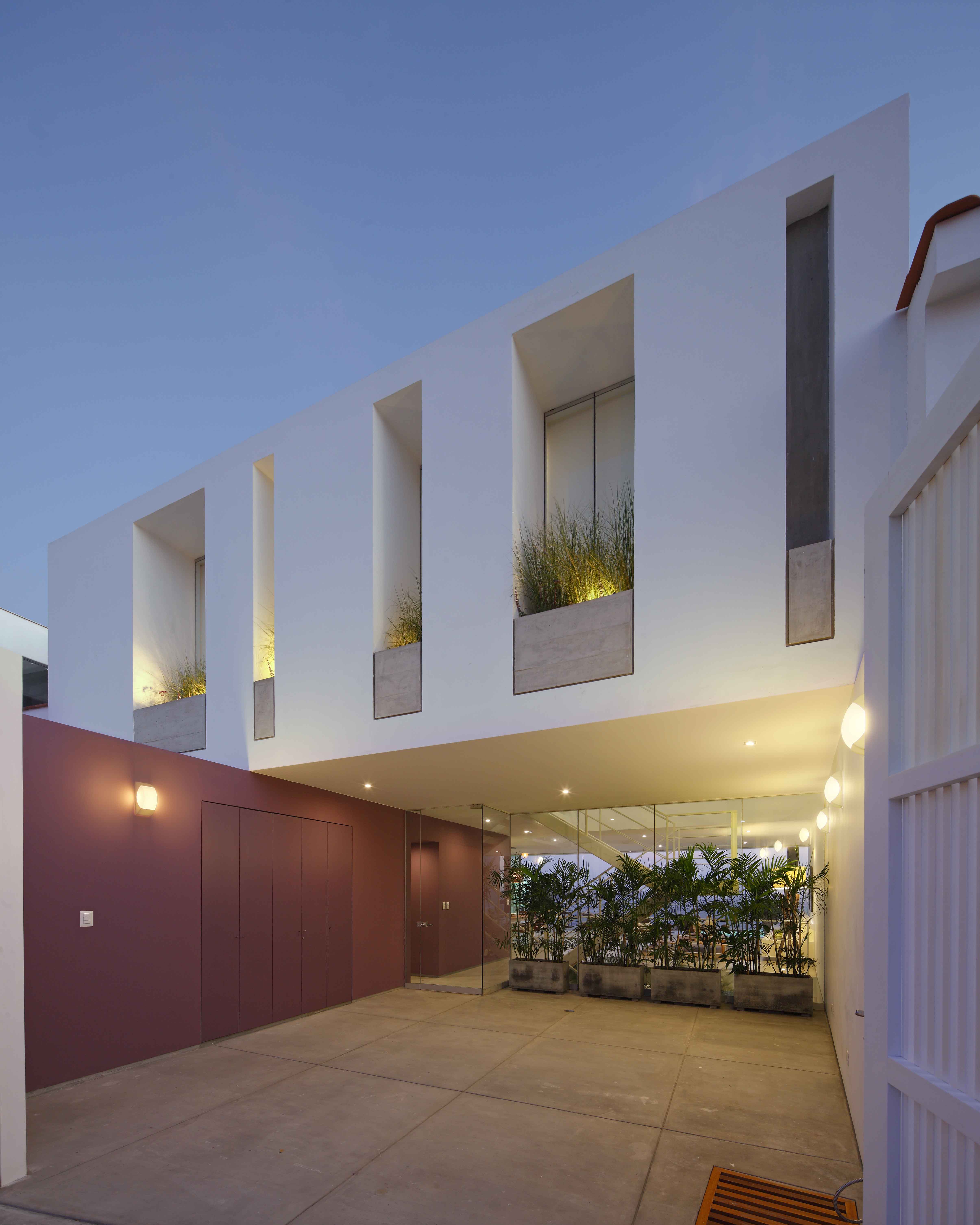 秘鲁利马海景别墅，白盒子的生活空间-57