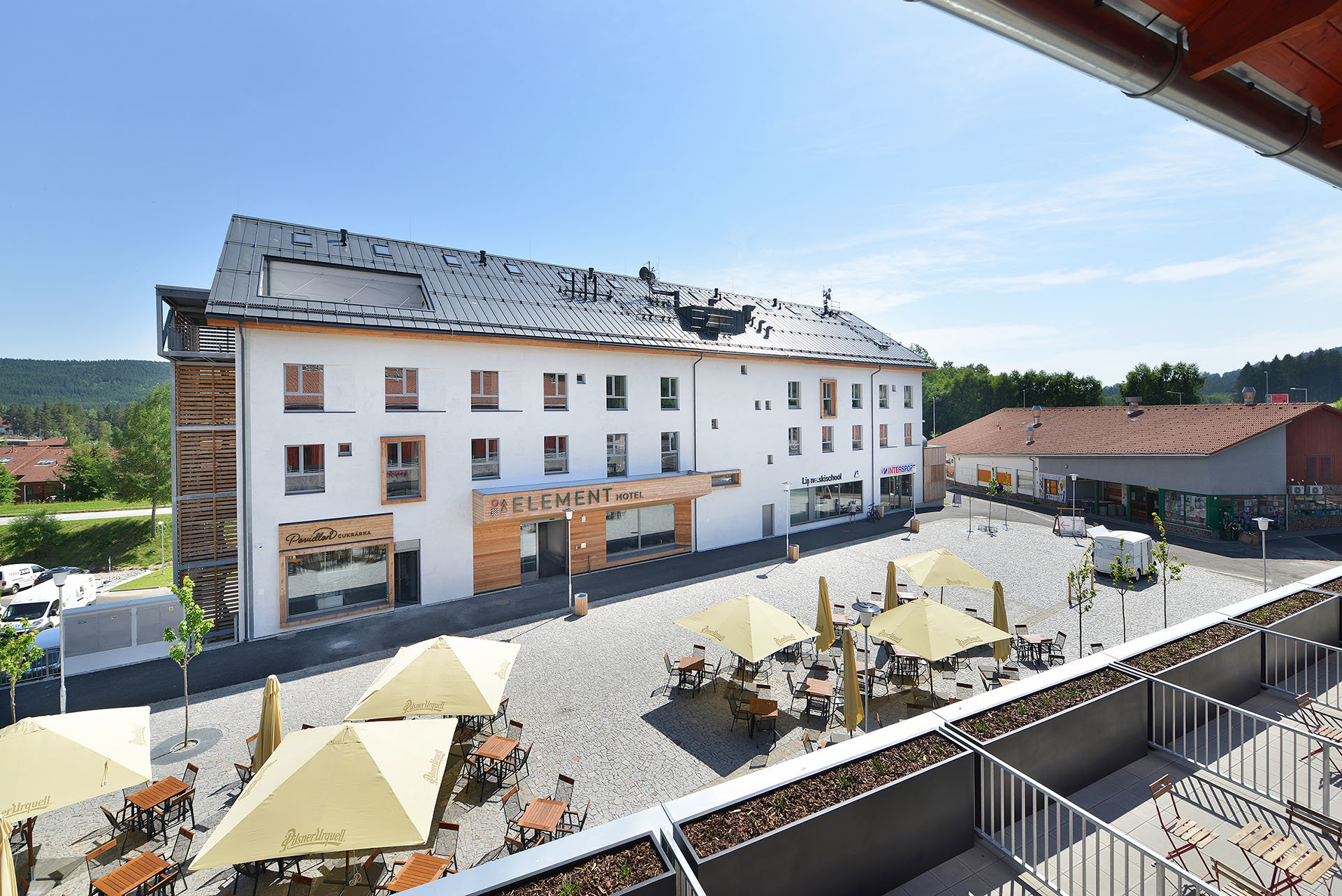 艾美特酒店（注：Element是喜达屋酒店集团旗下的一个酒店品牌，一般音译为艾美特 ，如果这里不是指该品牌酒店，可根据实际情况调整） -11