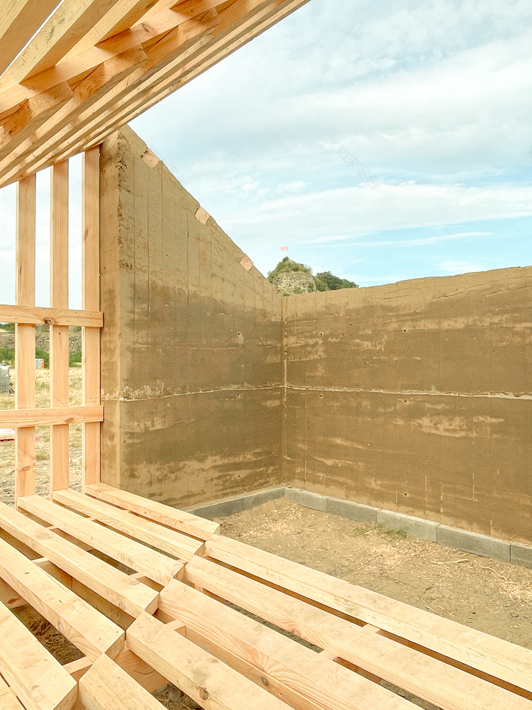 半座房屋亭阁 · 循环经济的建筑实验丨匈牙利-11