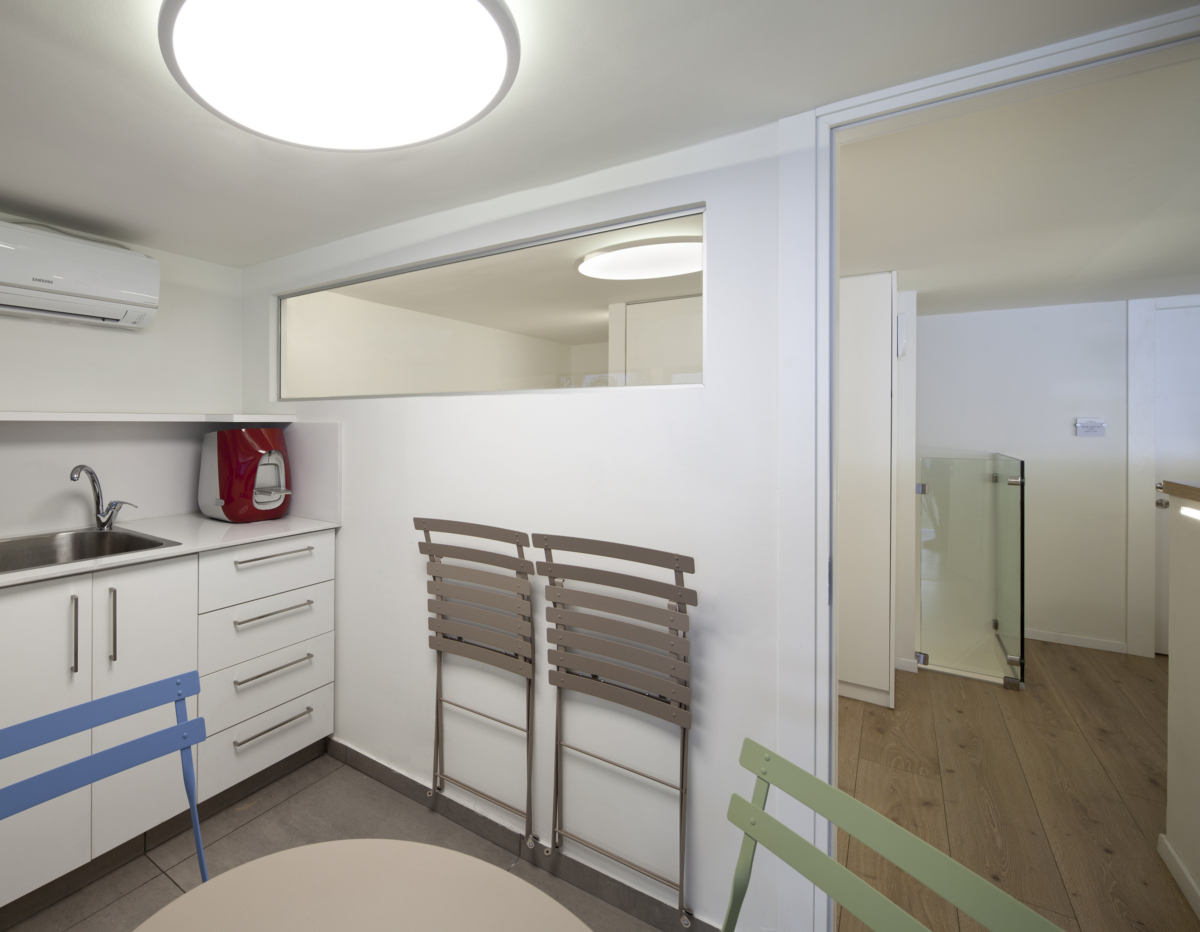 丁巴尔和丁巴尔牙科诊所-17