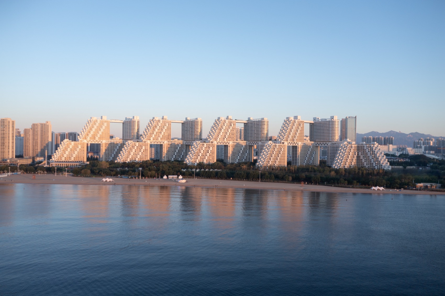 秦皇岛海碧台二期丨中国秦皇岛丨萨夫迪建筑事务所-11