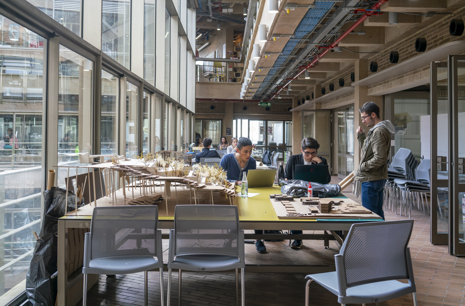 哥伦比亚 Universidad de los Andes 建筑学院 · 教育与设计完美结合-38