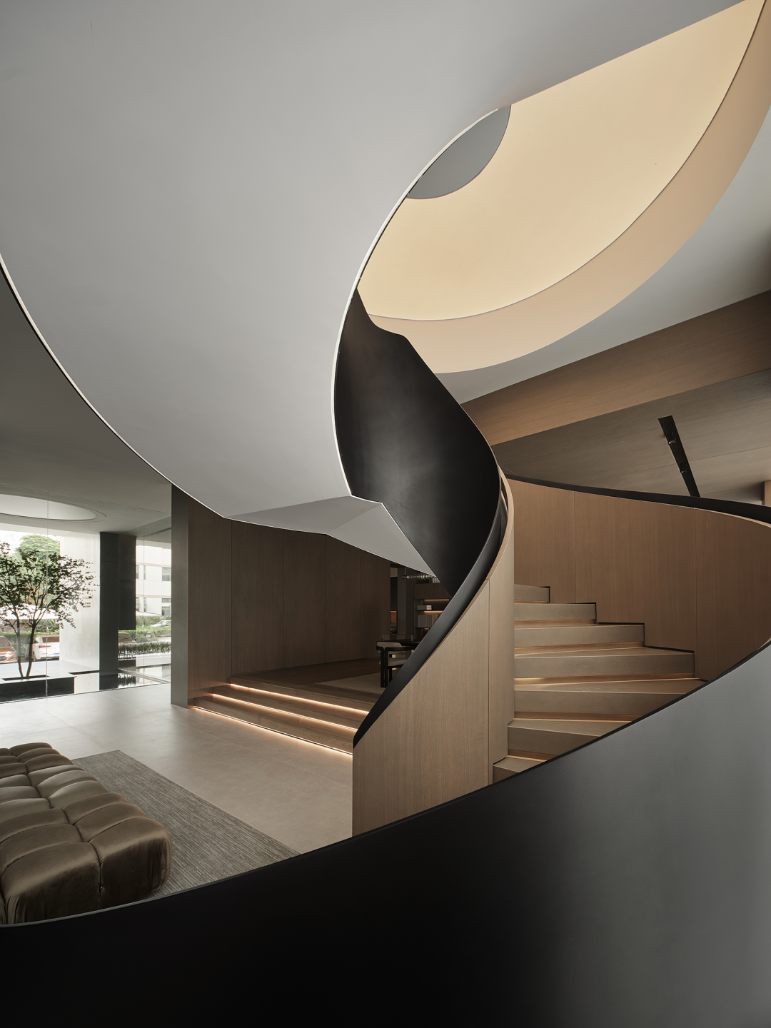 奢悦总部展厅丨中国台州丨李一设计师事务所-49