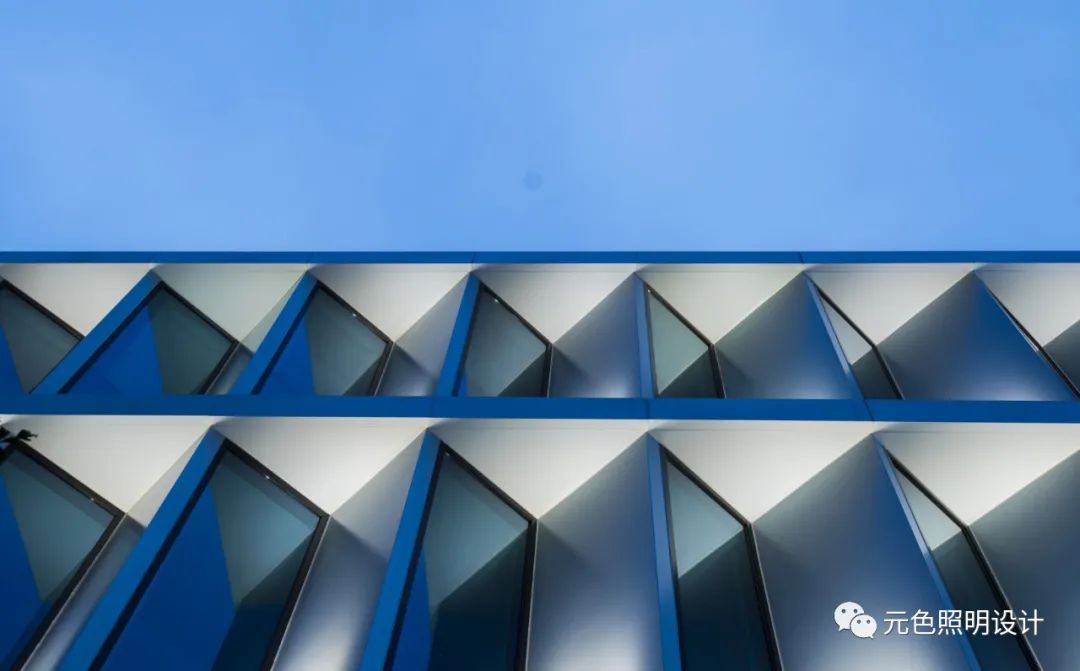 相间 | 重庆实地种子广场照明设计-8