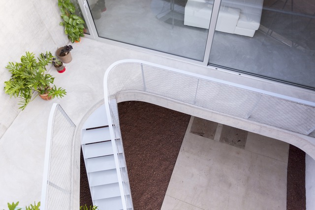 西班牙绍萨尔"G House"——混凝土与庭院的巧妙结合-21