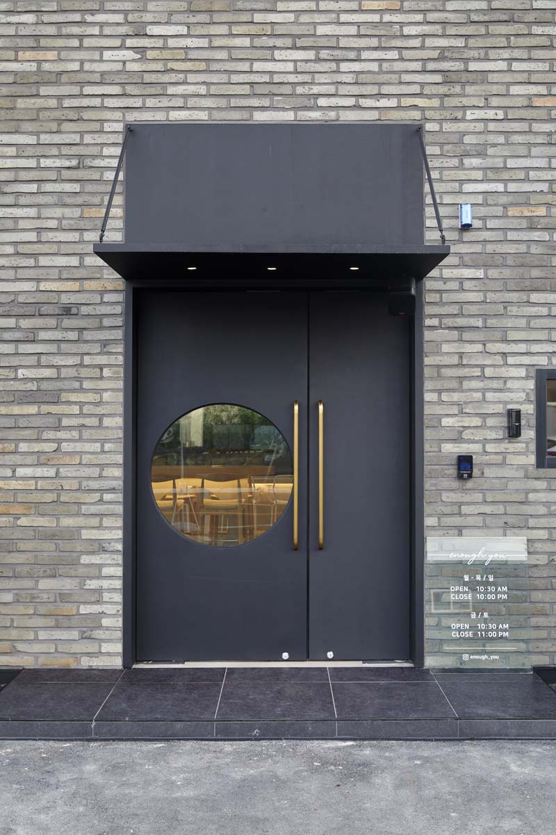 光点勾勒的 30 平米现代简约咖啡厅-25