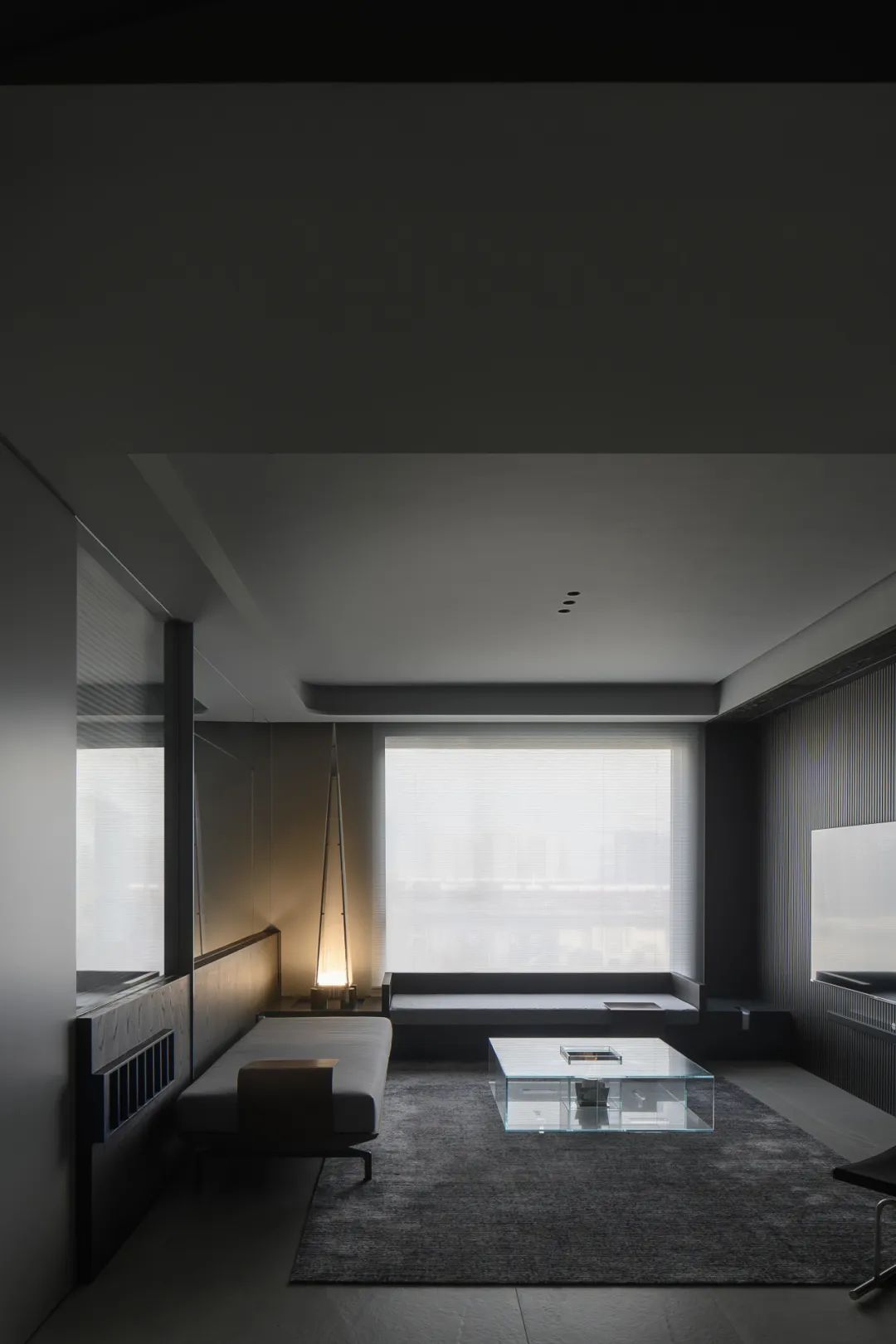 梦幻岛台 · 克莱因蓝的现代家居艺术丨中国江苏-4