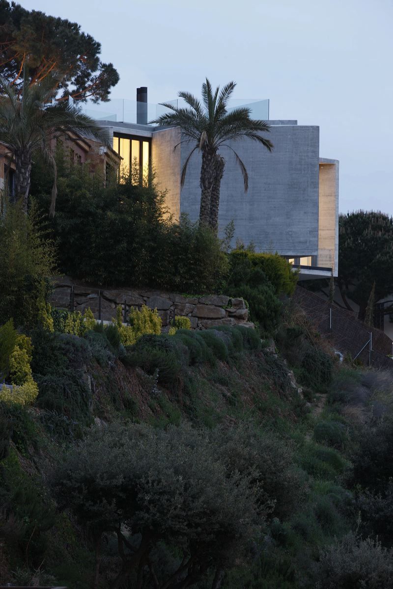 X 形别墅 | 巴塞罗那 Cadaval & Sola – Morales 建筑事务所的绿色奇迹-1