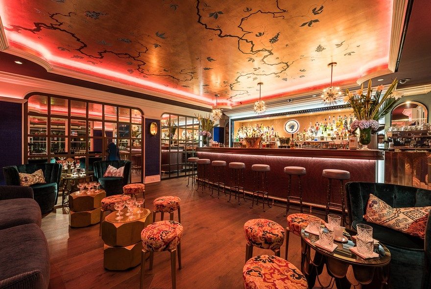 摩纳哥的巴加泰勒-0