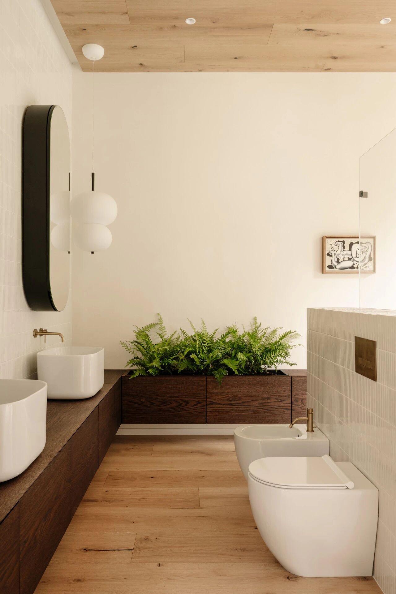 鸸鹋屋（注：EMU是鸸鹋，一种澳大利亚特有的鸟类，若这里的EMU有特殊含义，请提供更多背景信息以确保准确翻译） 丨华沙的工作室81.WAW-32