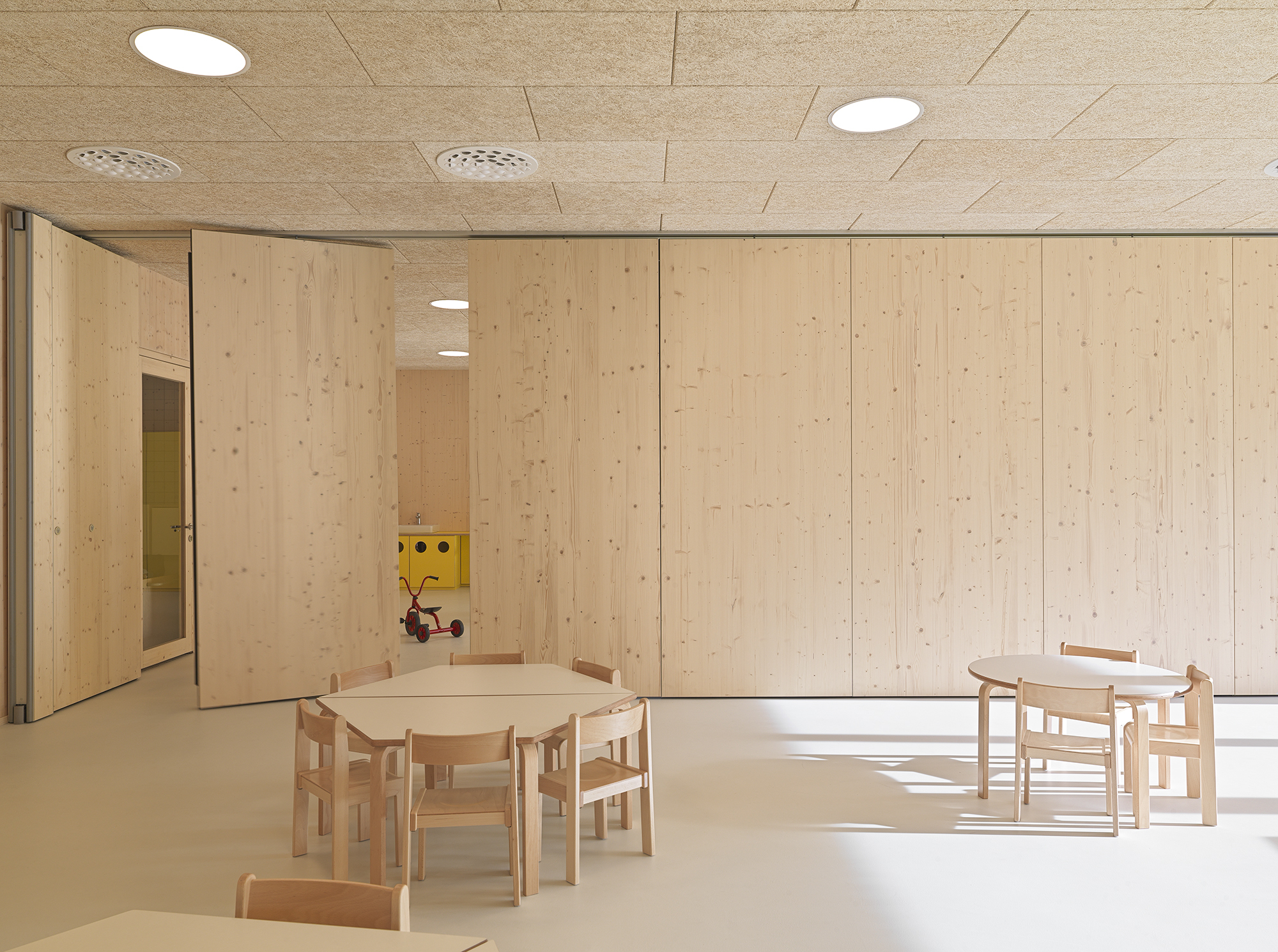 科切夫耶幼儿园 - 蜜蜂单元丨Slovenia丨SVET VMES-32