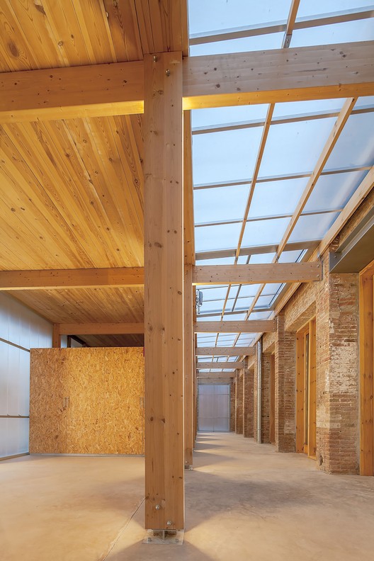 西班牙 Can Luna 工业区改造丨Nil Brullet Arquitectura-18