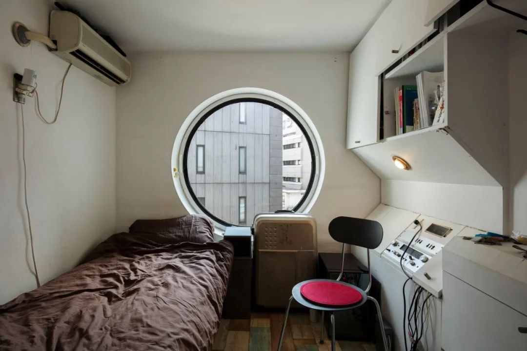 中银胶囊塔大楼 · 全球首个模块化公寓的再生计划丨日本东京丨黑川纪章建筑事务所和城市设计办公室千代田ku-21