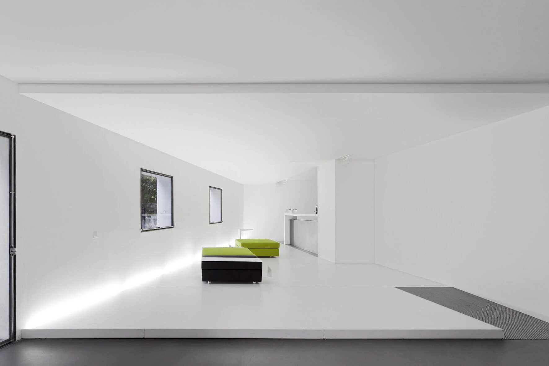 Famo Porto 展厅改造丨葡萄牙波尔图丨Moura Martins Arq.-28