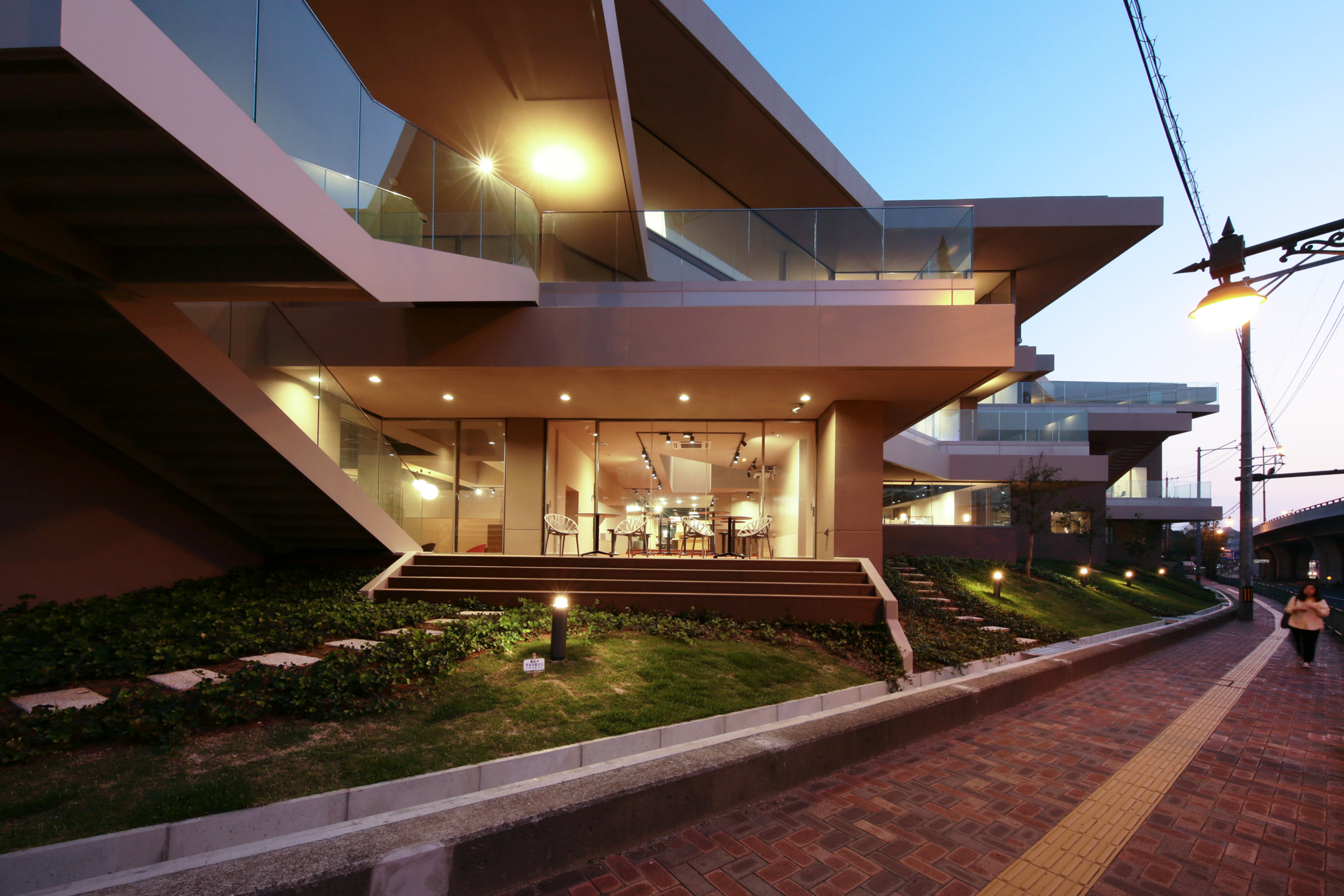 Baiko Gakuin University Landscape Design | DESIGN NETWORK ASSOCIATES-14