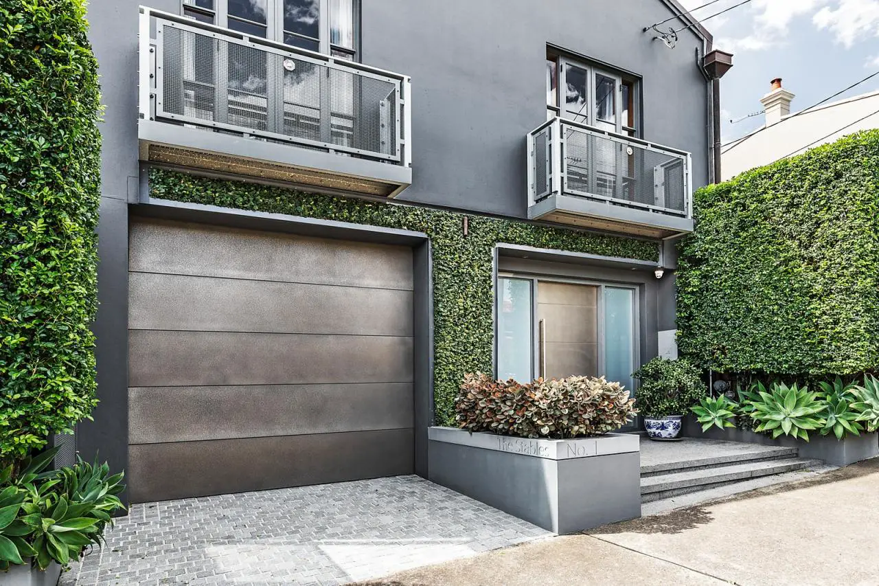 “The Stables”（马厩）-13