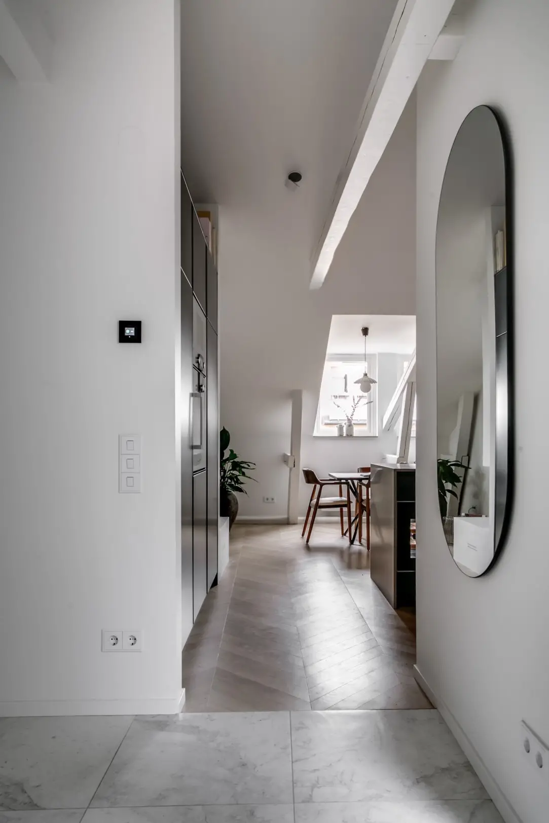 斯德哥尔摩独特 75m2 公寓，古老建筑中的现代温馨家园-19