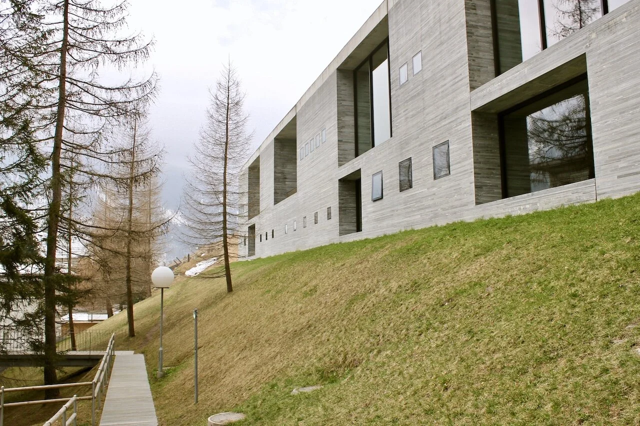 瓦尔森温泉浴场（注：Therme常见表示温泉浴场等含义，Vals一般指瑞士的瓦尔镇，The Therme Vals通常就是指瓦尔镇的这个知名温泉浴场建筑） -8