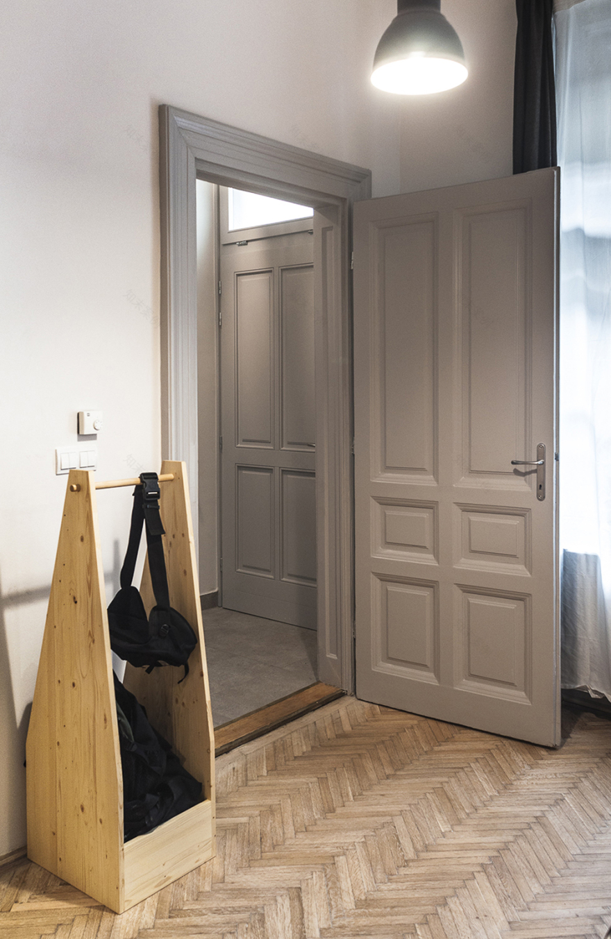 micri livework apartment in downtown budapest-10