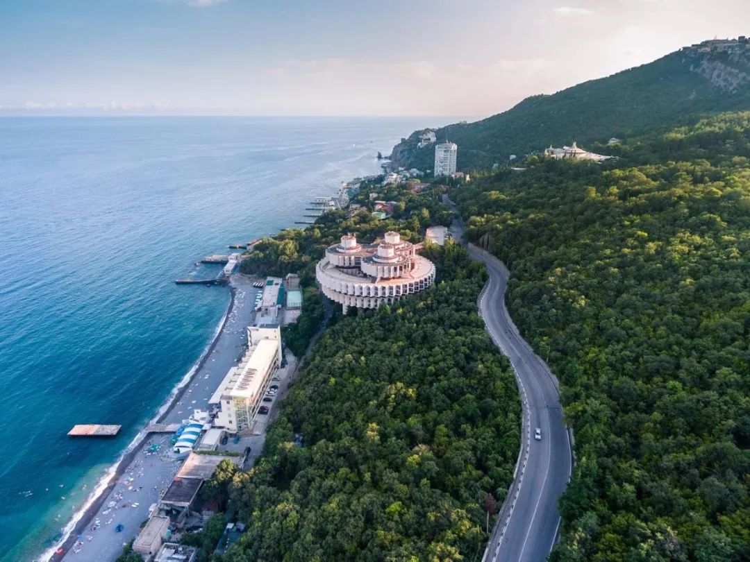 苏联粗野主义建筑及雕塑作品赏析丨多位设计师-35