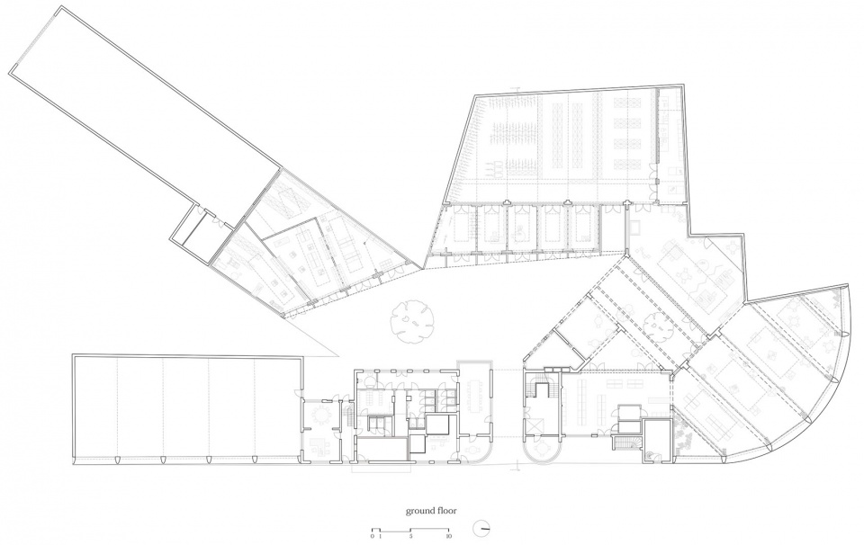 比利时科特赖克老消防站改造丨TRANS architectuur & stedenbouw-28