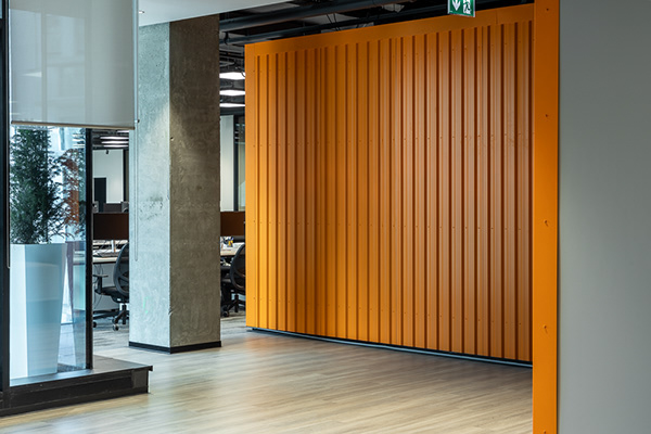 柠檬办公室设计丨罗马尼亚布加勒斯特丨Sennder-3