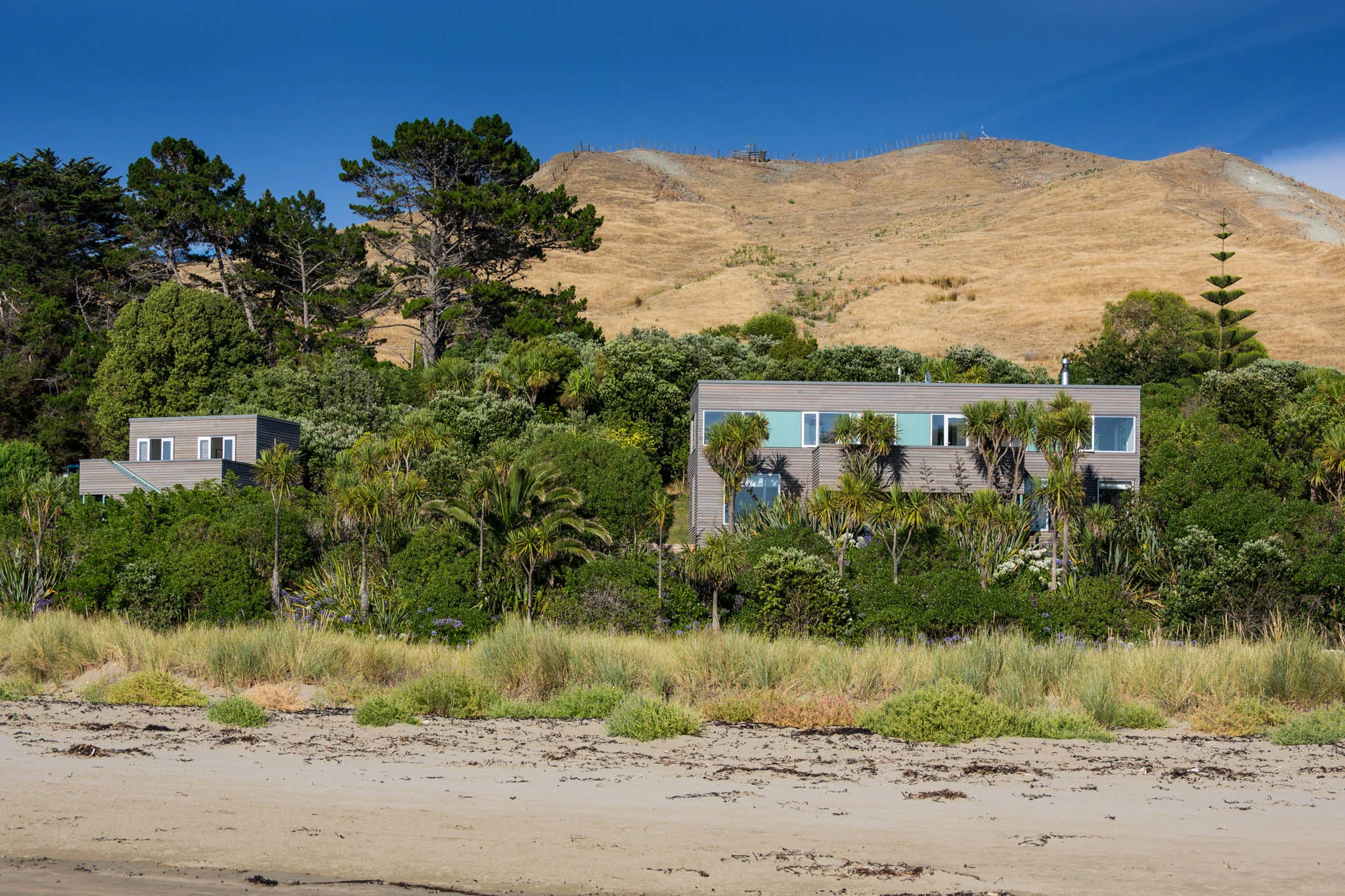 由于Mangakuri Bach可能是特定的人名、地名或其他具有特殊内涵的名称，在没有更多背景信息的情况下难以确知准确含义，但按音译可译为：曼加库里·巴赫丨古巴丨Parsonson Architects Ltd.-8