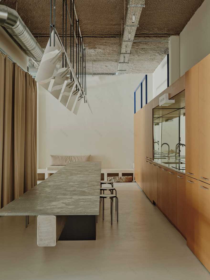 Sornells 21共享 workspace丨西班牙丨Paloma Bau,T.O.T(由Ausiàs Pérez领导)-15