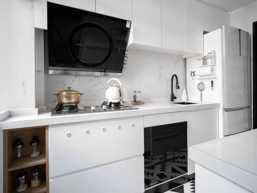 64㎡老房逆袭 | 定制橱柜、移门改窗，收纳击败 90% 小户型-164