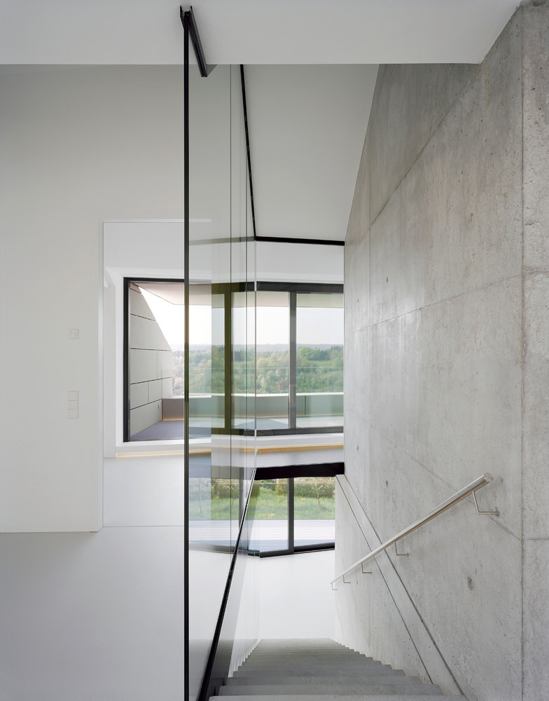 德国"观景之家" | 斜屋顶消音、开放式空间设计-5