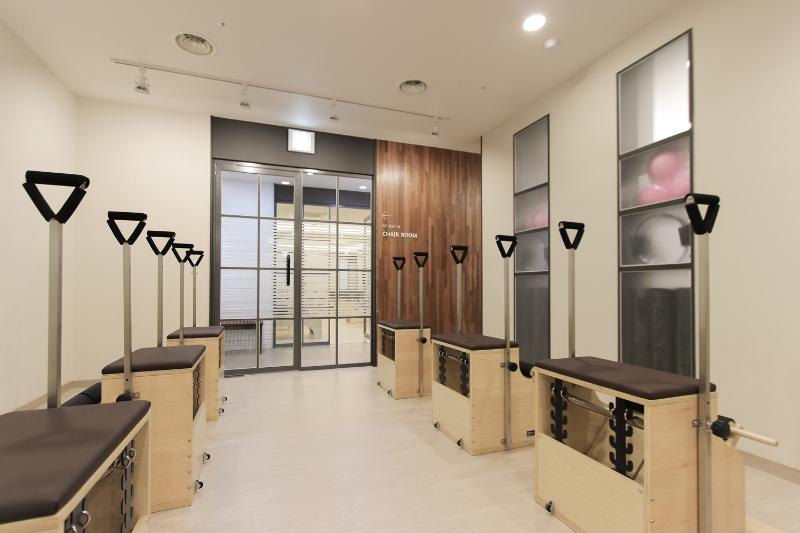 温馨简约，156 平米美式儿童瑜伽中心设计-10