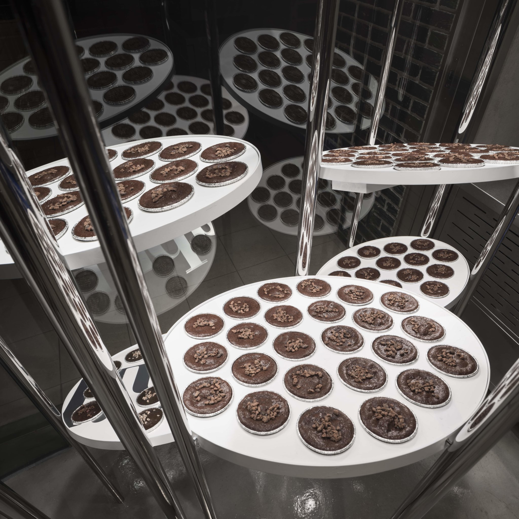 深海蓝的巧克力森林——CHOCOLAPHIL 室内设计赏析-8