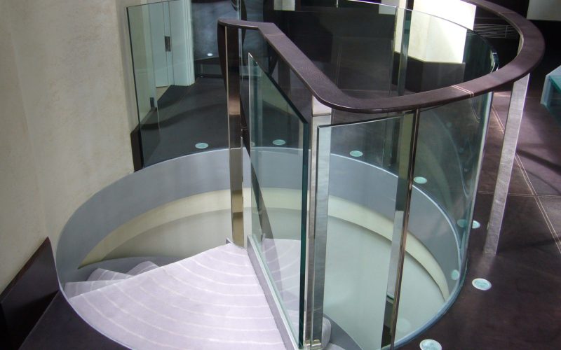 Pent House Apartment 定制弧形玻璃栏杆项目丨Ion Glass-12