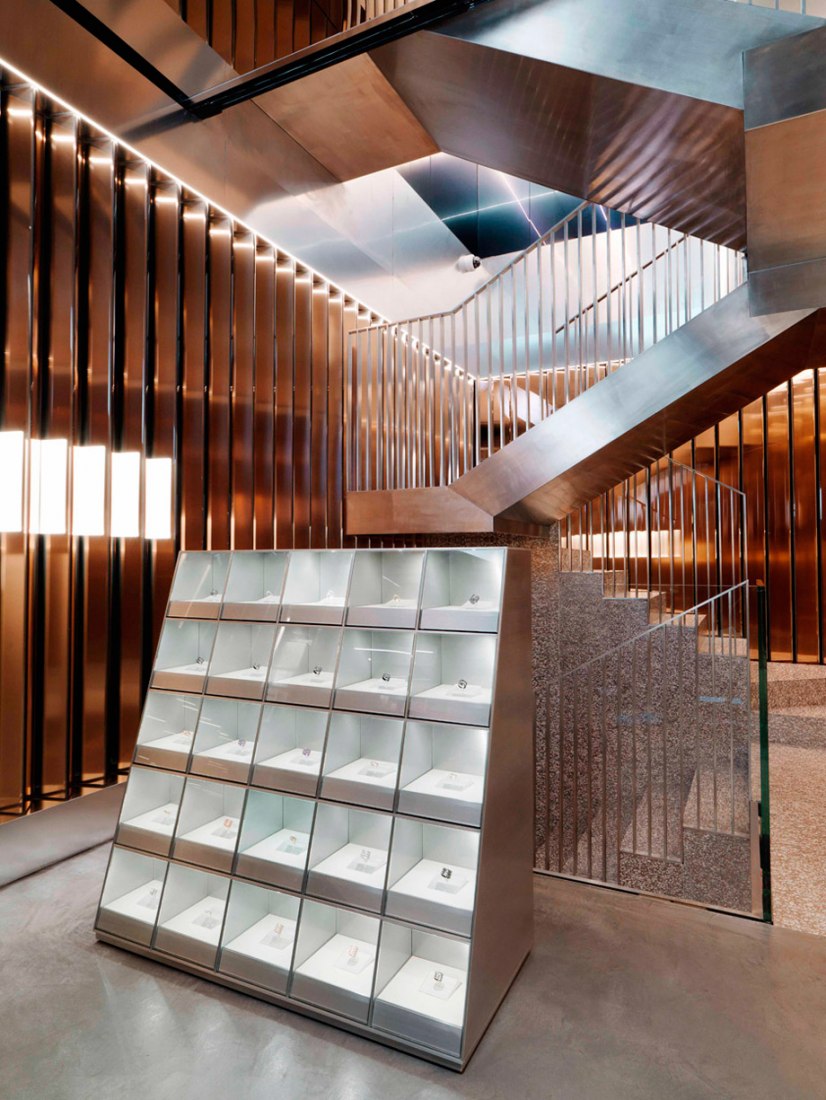 Repossi位于巴黎旺多姆广场的店铺丨法国巴黎丨OMA（大都会建筑事务所）-35