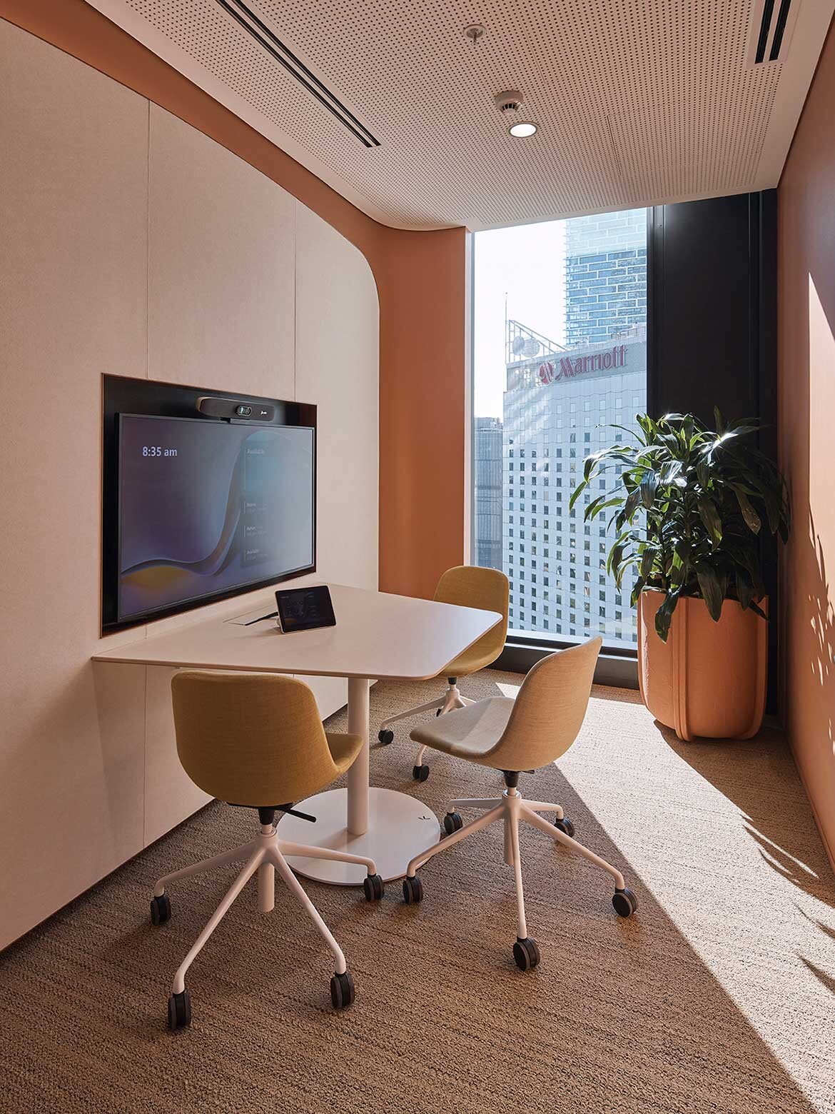 The Crown and the Canopy - Hammond Studio | IndesignLive-11