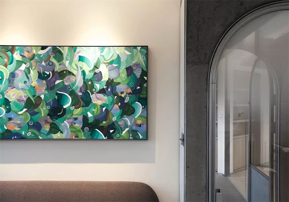 卧野空间设计事务所办公室——自由交流的弧形空间-35