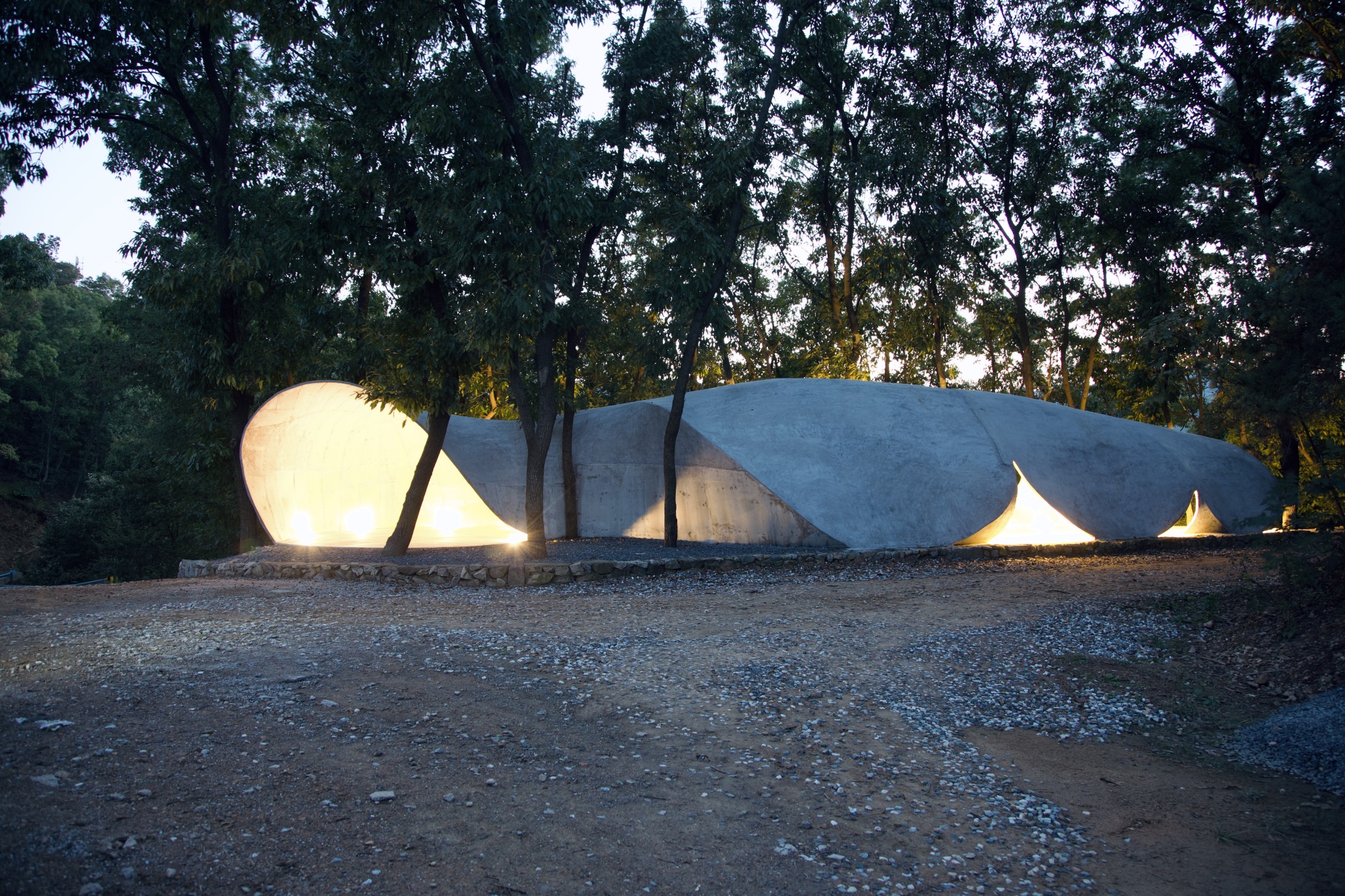 卧虎藏龙美术馆丨中国日照丨孔祥伟工作室-18