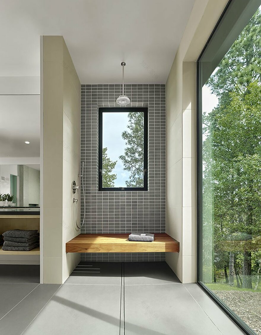 加州单层中世纪房屋的现代升级-24