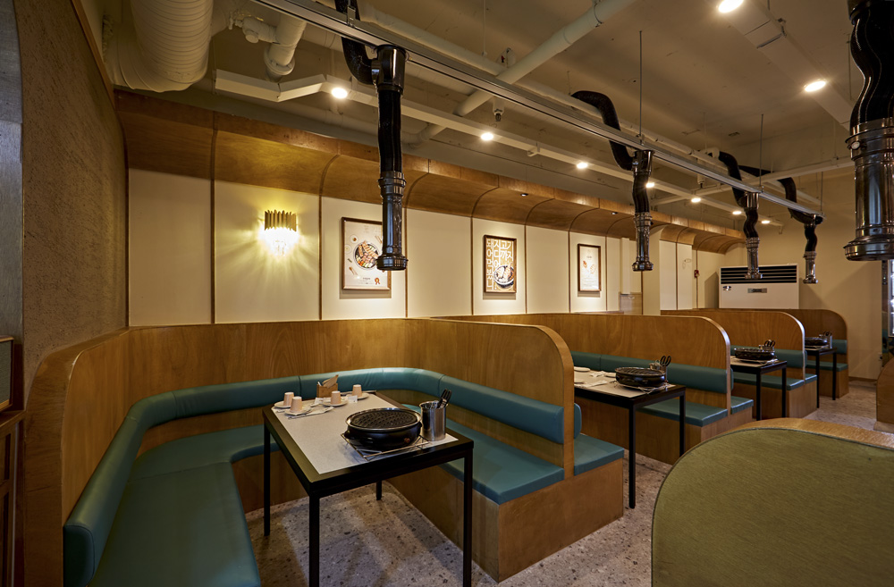 高级实木家具打造出的纯净空间 | 某项目-9