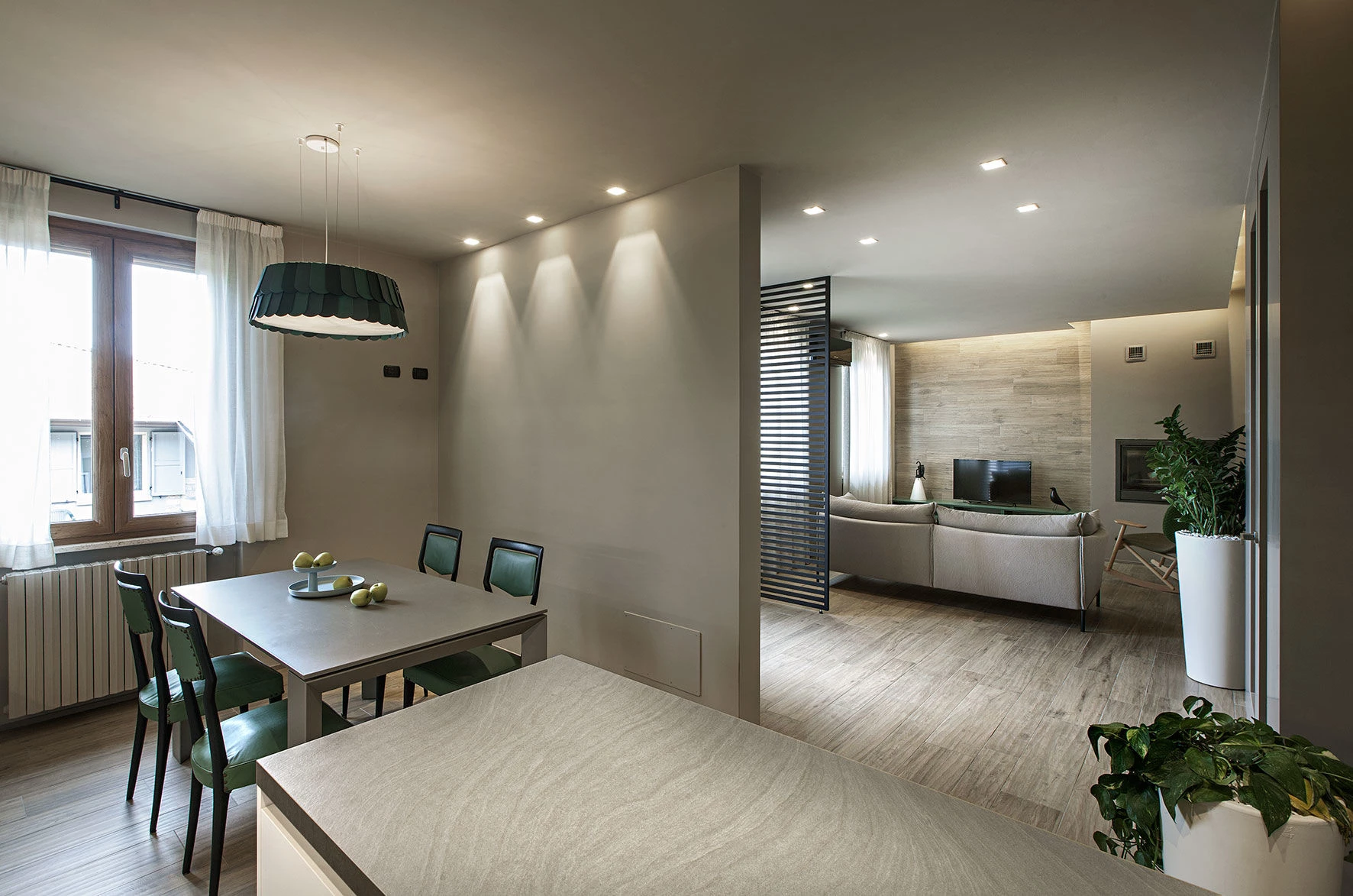 意式风情绿点别墅生活-19