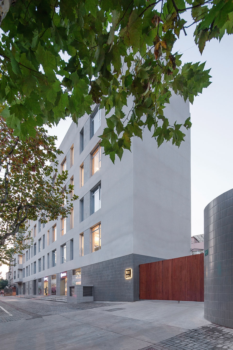 融合上海记忆的玉屏南路公寓改造-5